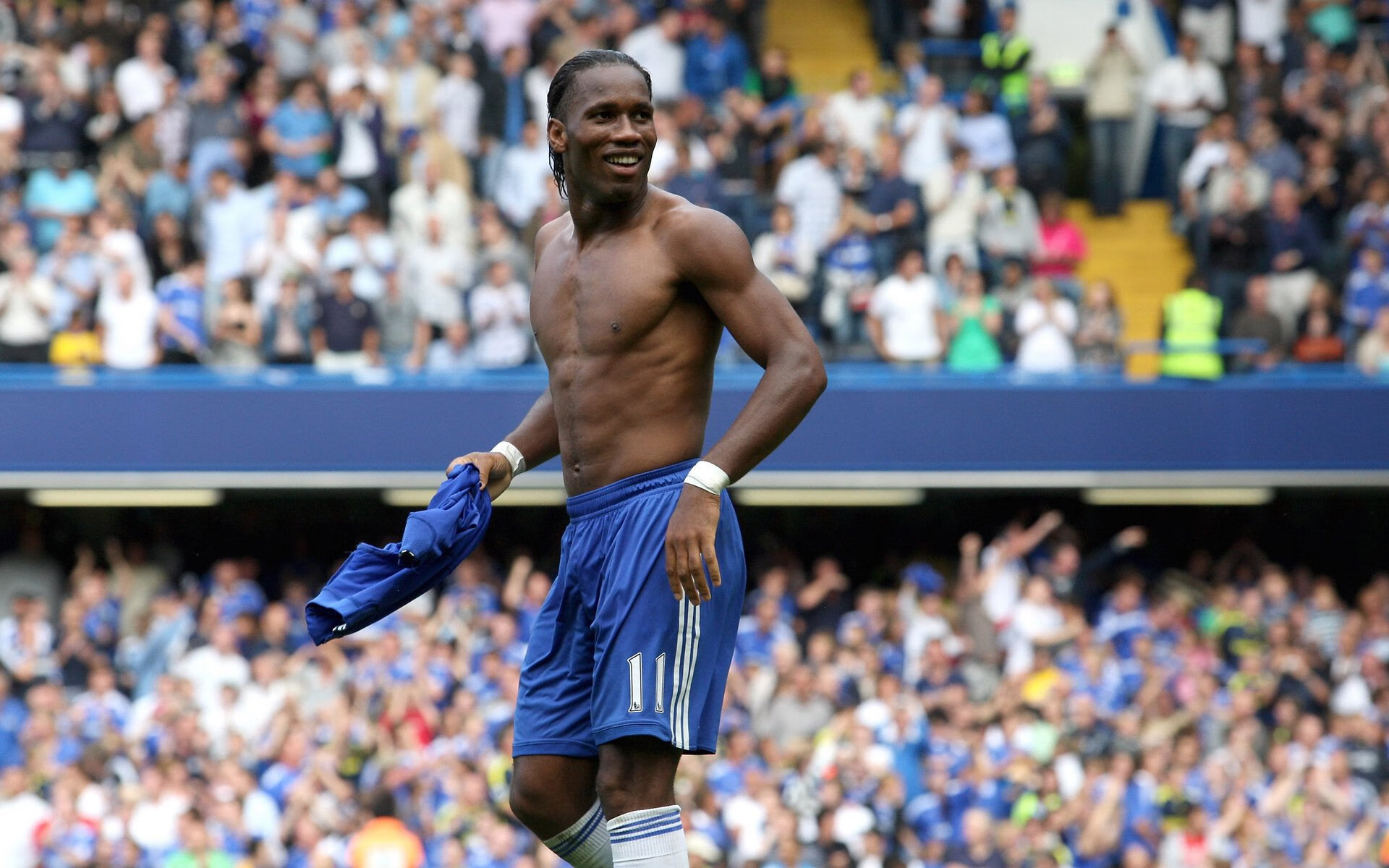 国际比赛中的惊喜连连，球员们展现出色技巧，国际比赛中的惊喜连连,球员们展现出色技巧是什么